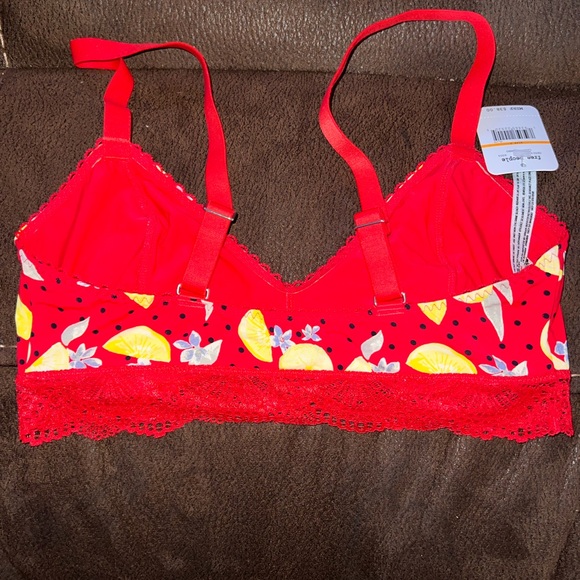 NWT Free People Red Lemon Print Bralette - Picture 3 of 3